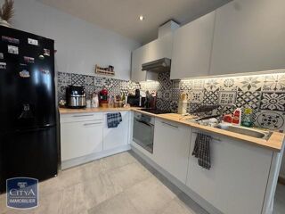  Appartement à louer 4 pièces 82 m²