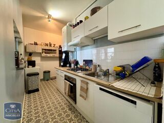  Appartement à louer 3 pièces 86 m²