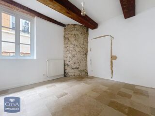  Appartement à louer 4 pièces 79 m²