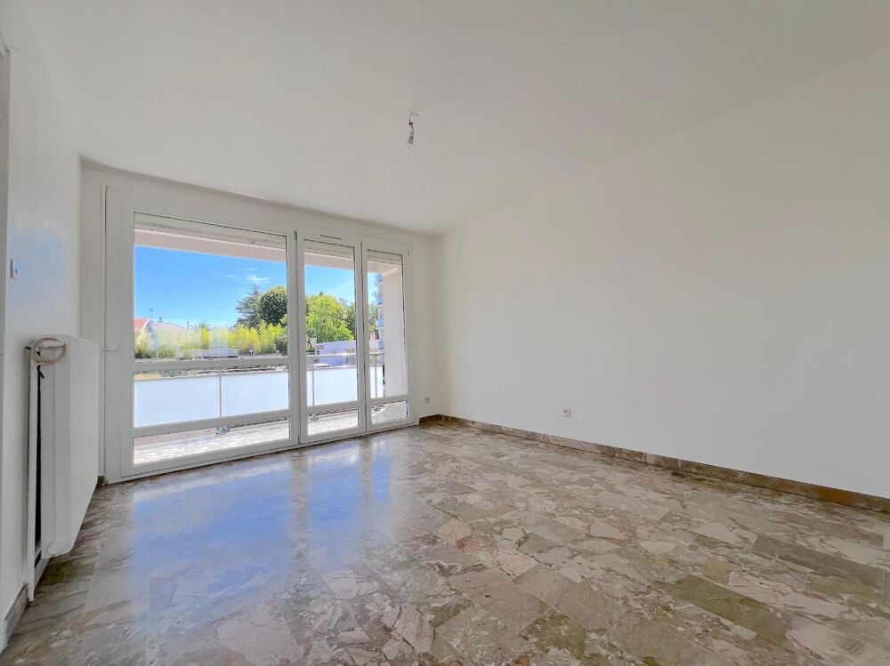 vente Appartement - 4 pièce(s) - 80 m² Décines-Charpieu (69150)