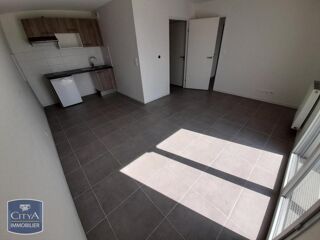  Appartement à louer 2 pièces 43 m²