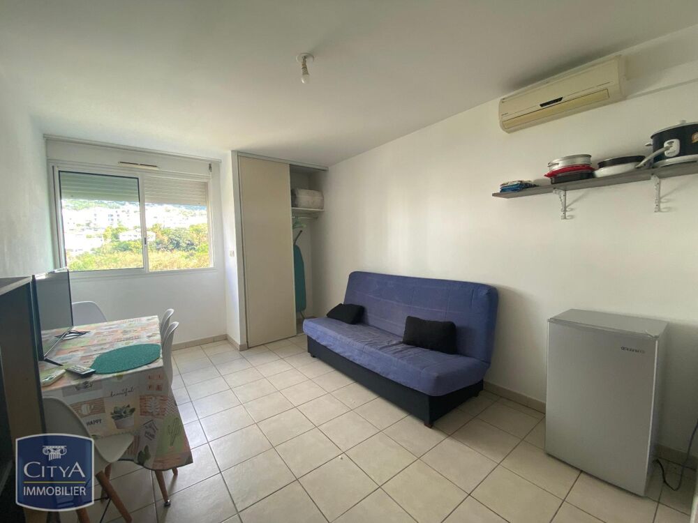 location Appartement - 1 pièce(s) - 23 m² Sainte-Clotilde (97490)