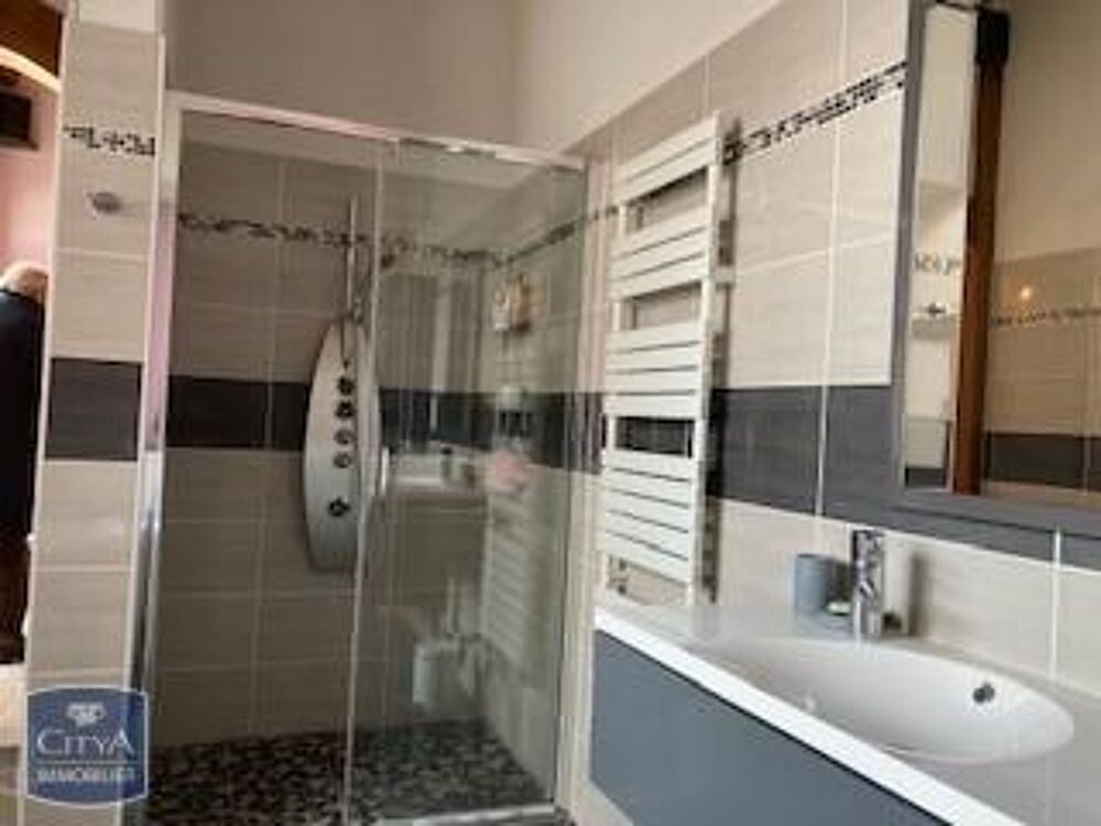 location Appartement - 2 pièce(s) - 135 m² Levroux (36110)