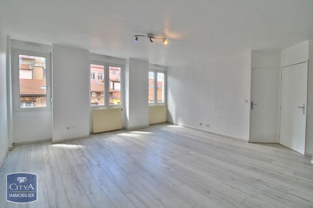 À LOUER : Découvrez cet appartement rénové T2 situé en p....