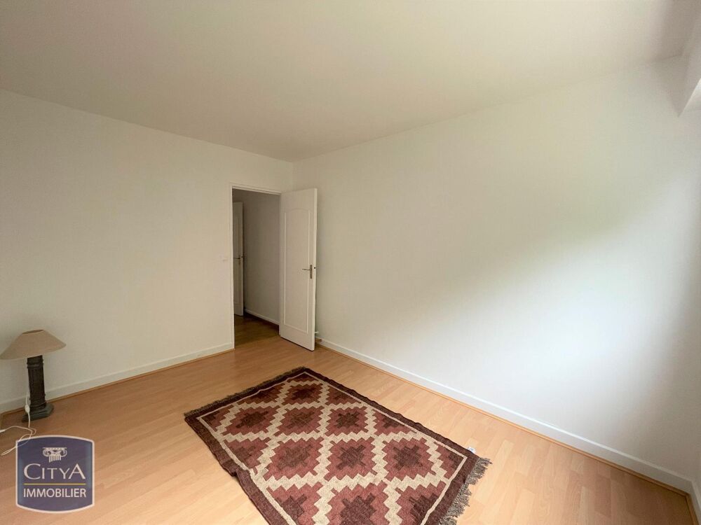location Appartement - 3 pièce(s) - 66 m² Rambouillet (78120)