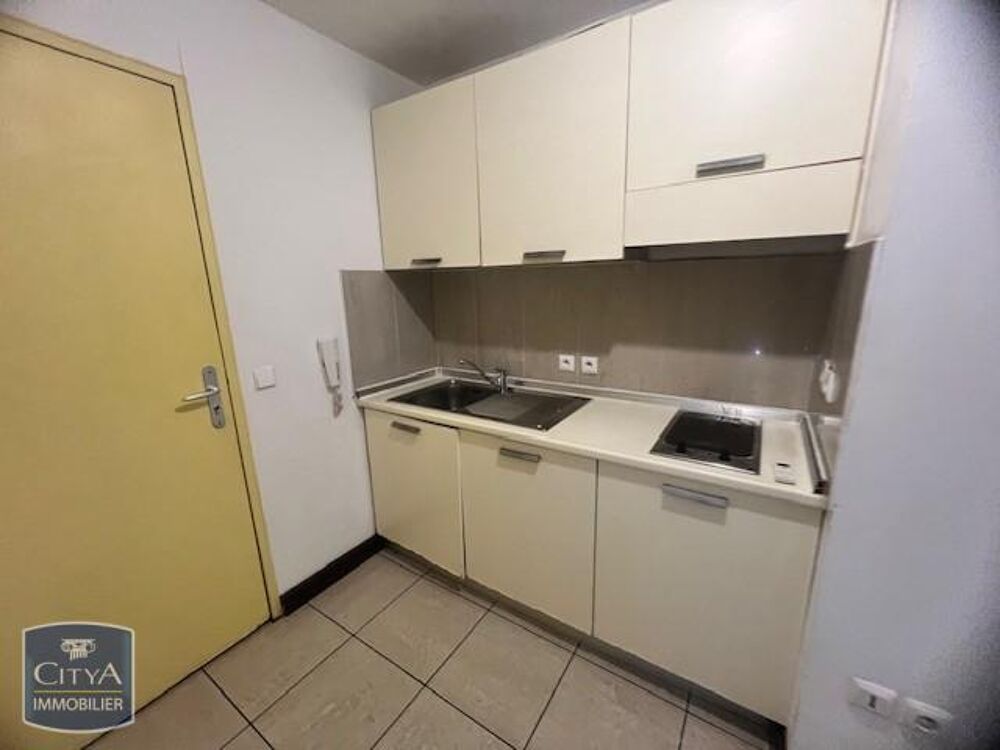 location Appartement - 1 pièce(s) - 23 m² La Possession (97419)