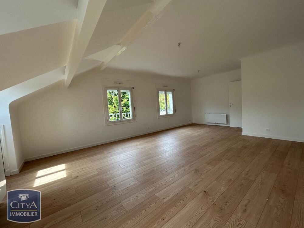 location Appartement - 4 pièce(s) - 99 m² Uzos (64110)