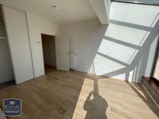  Appartement à louer 1 pièce 30 m²