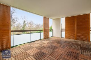  Appartement à louer 4 pièces 94 m²