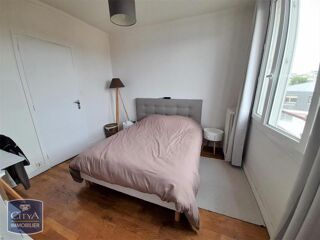  Appartement à louer 2 pièces 33 m²