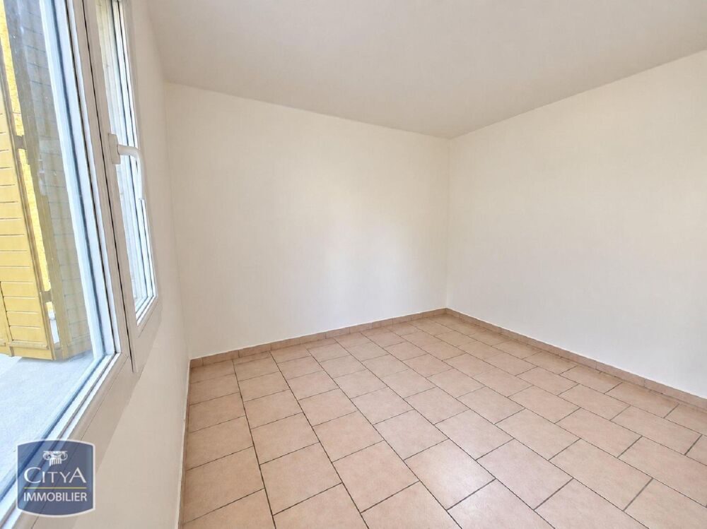 location Appartement - 3 pièce(s) - 45 m² Carpentras (84200)