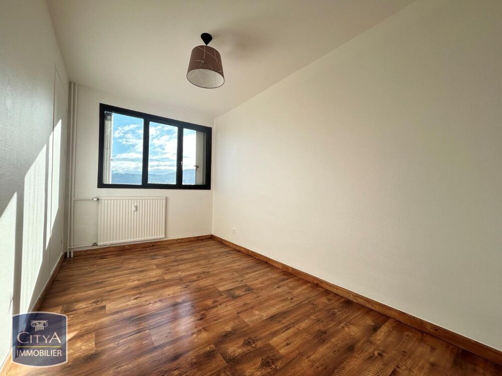 location Appartement - 4 pièce(s) - 77 m² Échirolles (38130)