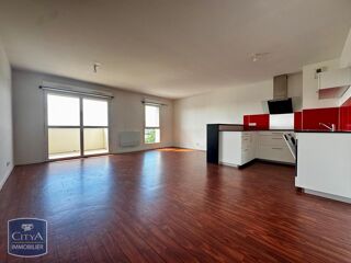  Appartement à louer 4 pièces 87 m²