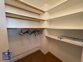  Appartement à louer 3 pièces 69 m²