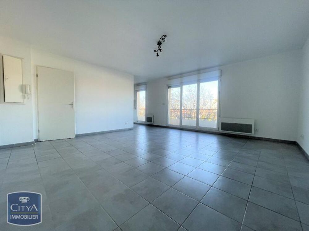 À LOUER : Appartement T2 à Châteaurenard, situé dans un ....