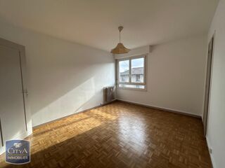  Appartement à louer 3 pièces 68 m²