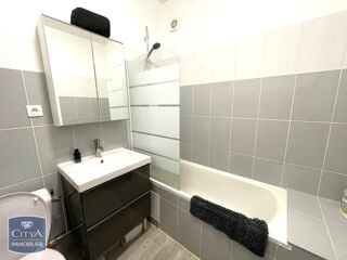  Appartement à louer 2 pièces 39 m²