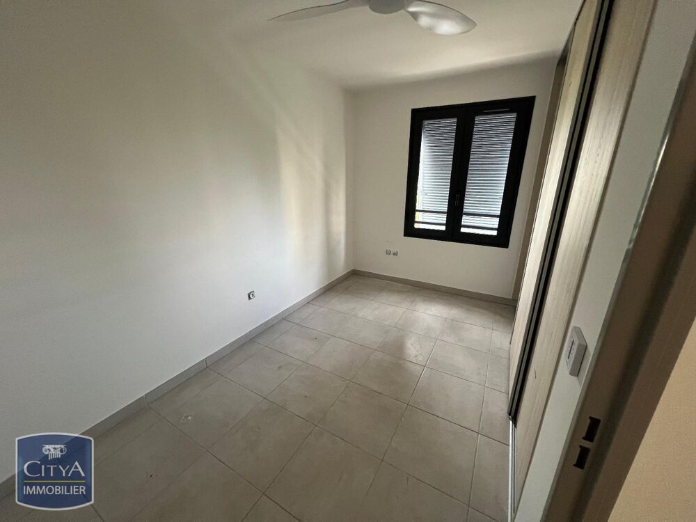 location Appartement - 3 pièce(s) - 65 m² Saint-Pierre (97410)