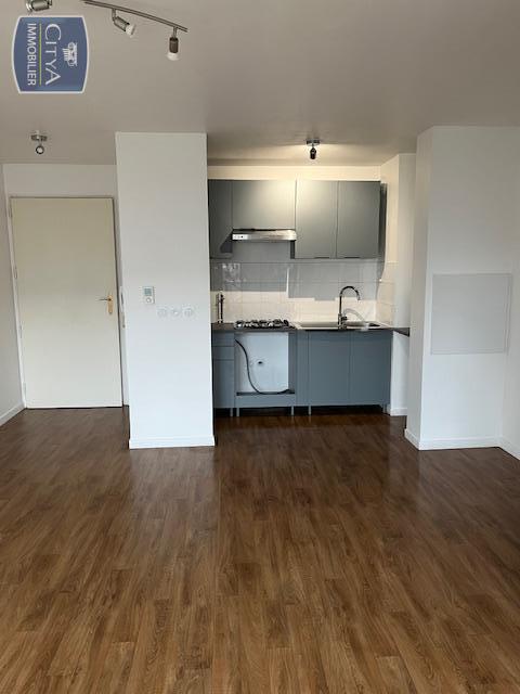  Location Appartement Appartement - 2 pièce(s) - 43 m²