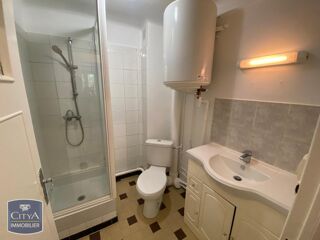  Appartement à louer 1 pièce 27 m²