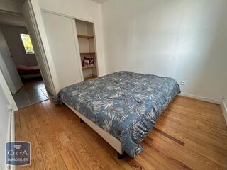  Appartement à louer 4 pièces 65 m²