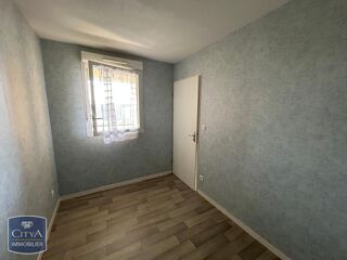  Appartement à louer 2 pièces 56 m²