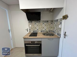  Appartement à louer 2 pièces 32 m²