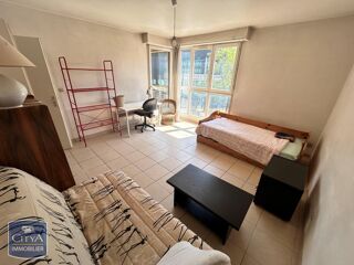  Appartement à louer 1 pièce 34 m²