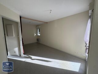  Appartement à louer 1 pièce 32 m²