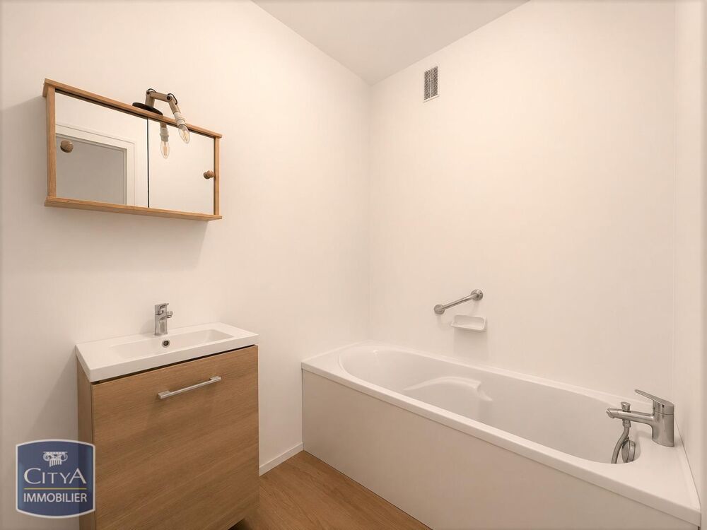 location Appartement - 3 pièce(s) - 69 m² Le Bouscat (33110)