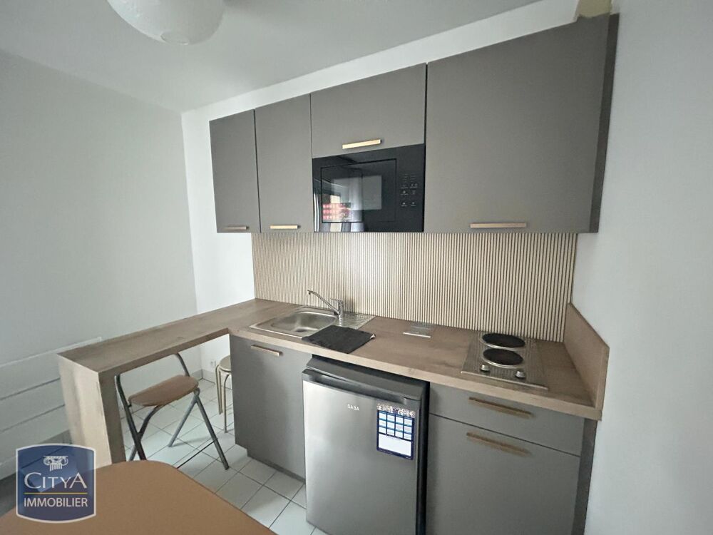 location Appartement - 1 pièce(s) - 23 m² Laval (53000)