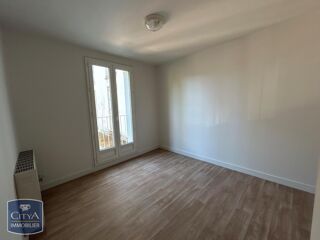  Appartement à louer 5 pièces 90 m²