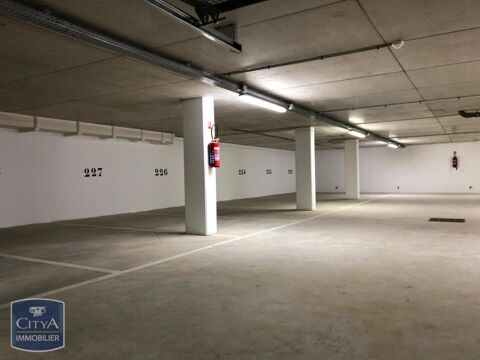  Parking / Garage � louer 