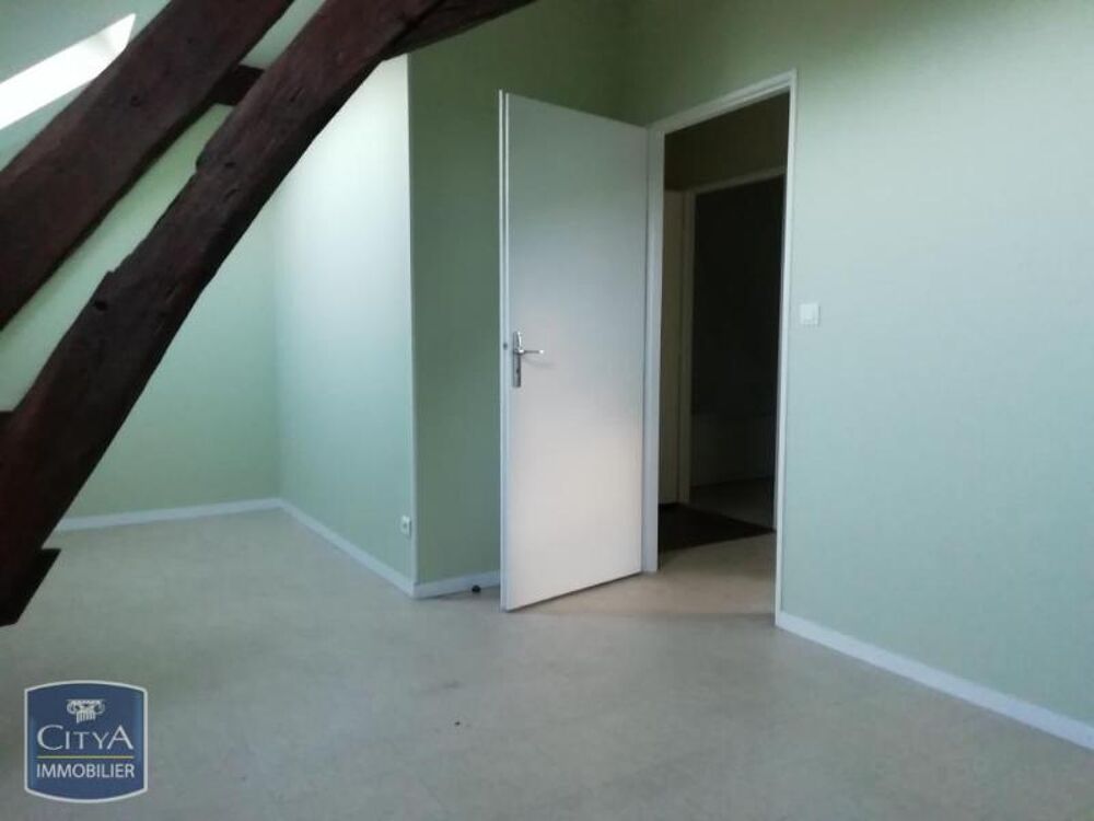 location Appartement - 3 pièce(s) - 62 m² Saint-Amand-Montrond (18200)