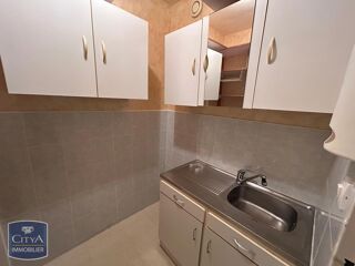 Appartement à louer 4 pièces 97 m²