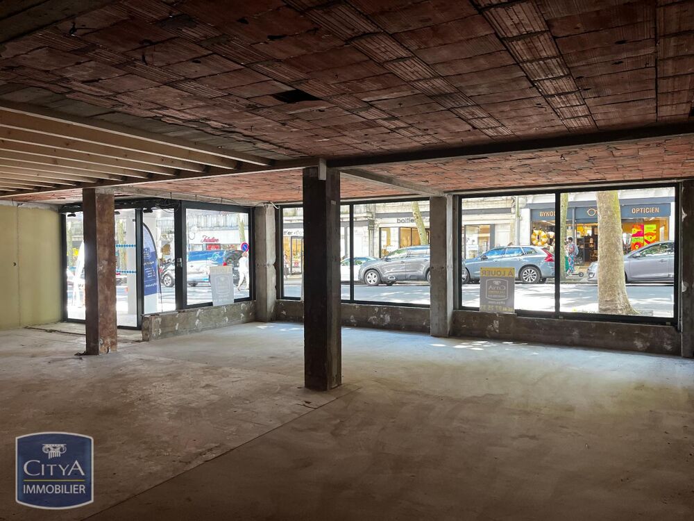  Location / Local Commercial Saintes (17100)