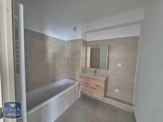  Appartement à louer 2 pièces 42 m²