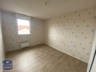  Appartement à louer 3 pièces 64 m²