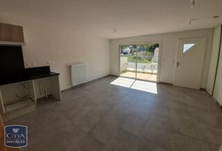  Appartement à louer 3 pièces 69 m²