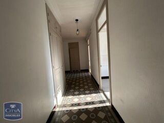  Appartement à louer 3 pièces 80 m²