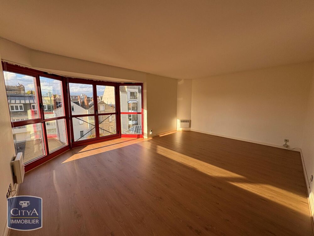 location Appartement - 2 pièce(s) - 57 m² Tours (37000)