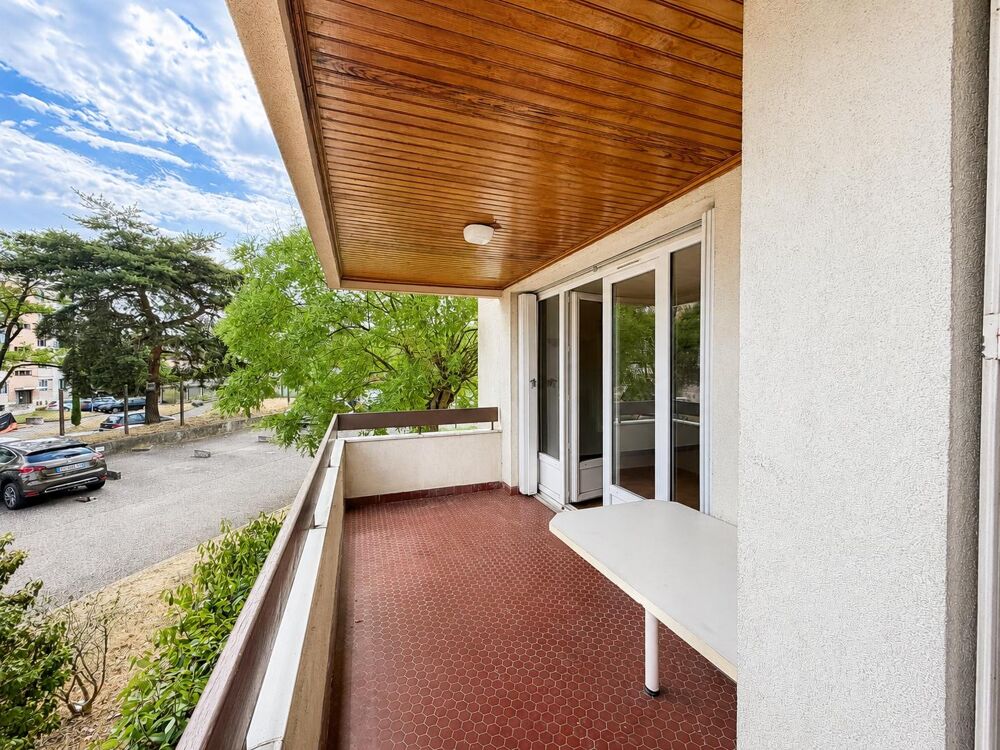 vente Appartement - 3 pièce(s) - 71 m² Décines-Charpieu (69150)