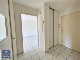  Appartement à louer 2 pièces 48 m²