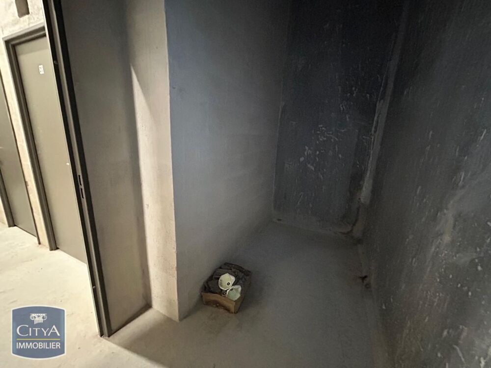location Parking / Garage - 4 m² Antibes (06600)