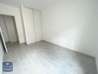  Appartement à louer 3 pièces 60 m²
