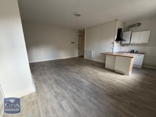  Appartement à louer 2 pièces 65 m²