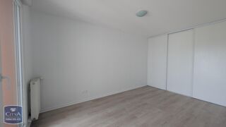  Appartement à louer 3 pièces 63 m²