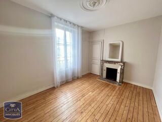  Maison à louer 8 pièces 180 m²