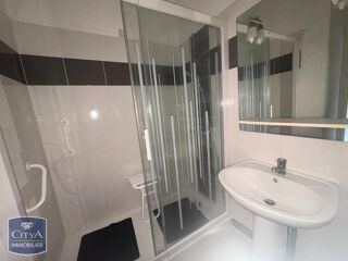  Appartement à louer 2 pièces 46 m²