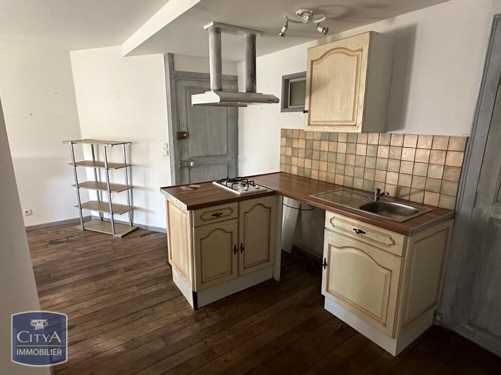 À louer, appartement T2 meublé de 30 m² situé au sein d'....